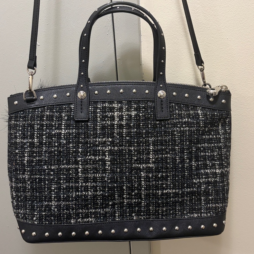 Henri Bendel Black Tweed Handbag with Fur Pom Pom - Picture 4 of 7